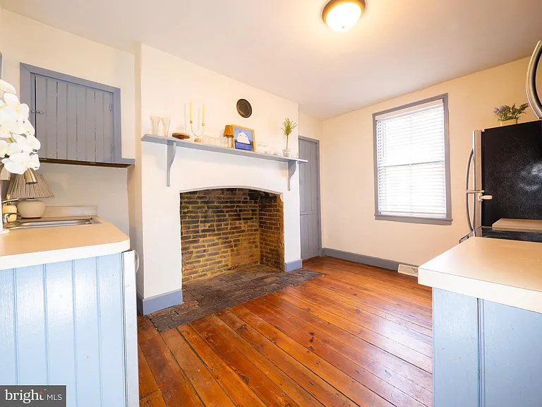 703 S Loudoun St — Photo 12