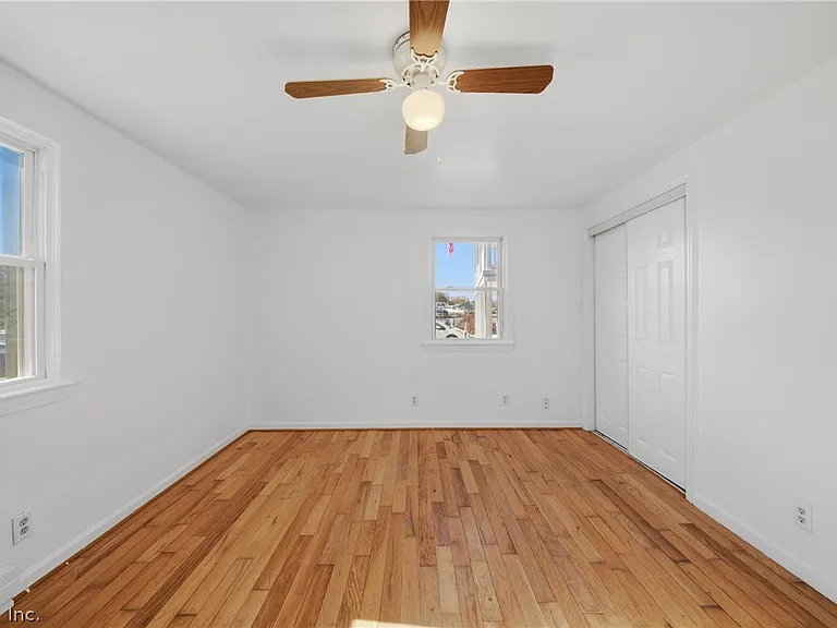 9515 6th Bay St — Photo 11
