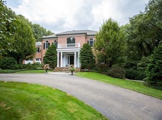 126 Albion Rd, Wellesley, MA 02481