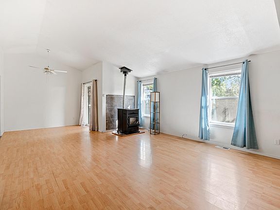 3rd image of 2030 SW 28th Ct