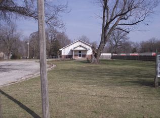 409 S State St, Brookfield, MO 64628