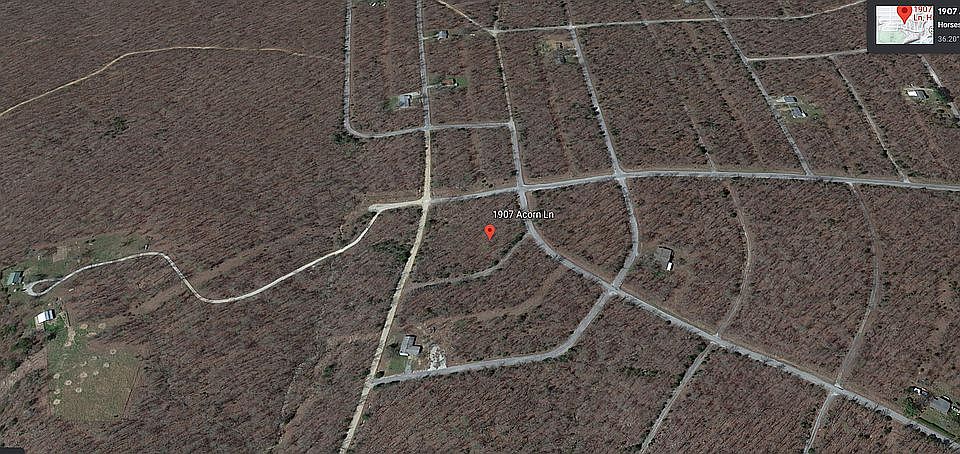 2nd image of 1907 Acorn Ln