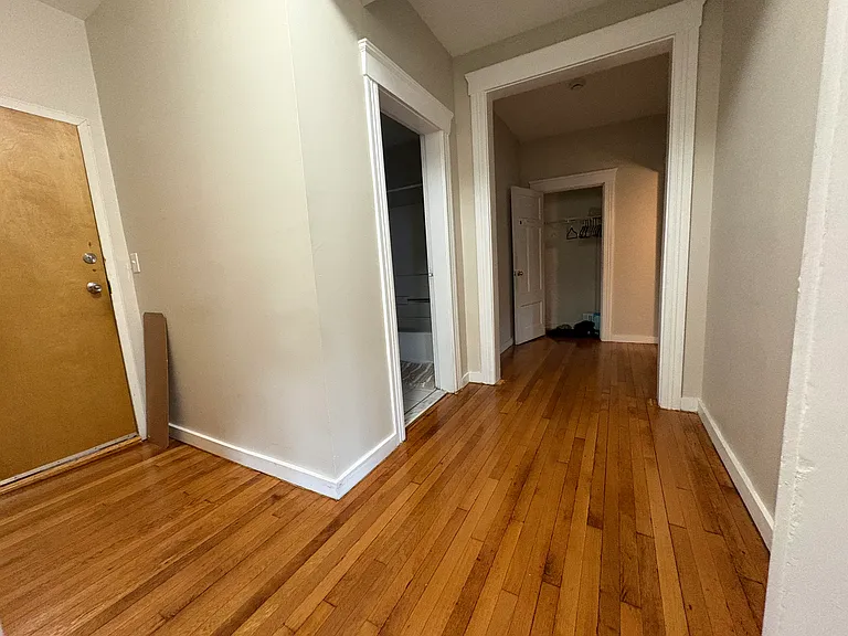 49 Austin St #25 — Photo 8