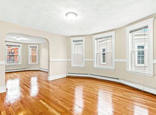 27 W Wyoming Ave #3, Melrose, MA 02176