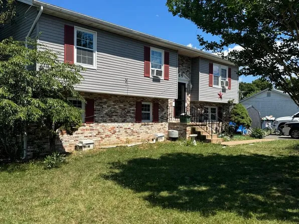12235 Cedarwood Dr, Remington, VA 22734