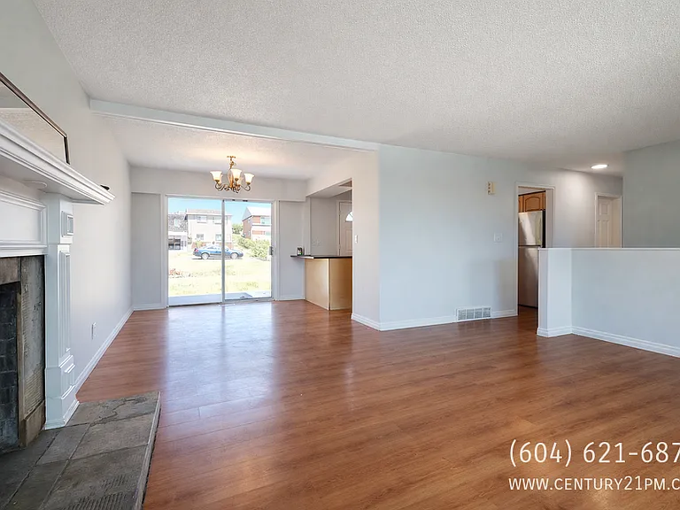 33123 6th Ave #UPPER — Photo 3