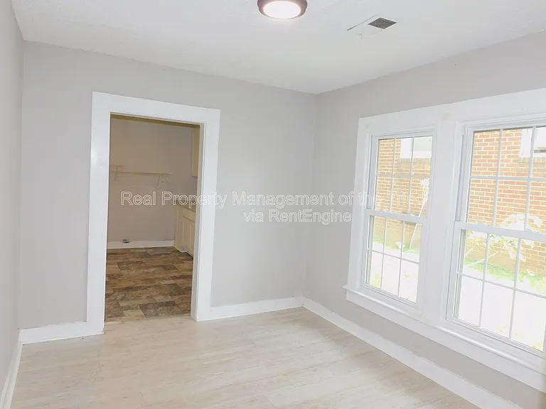 1217 Pearson Pl — Photo 6