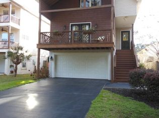 405 Holly St, Saint Simons Island, GA 31522