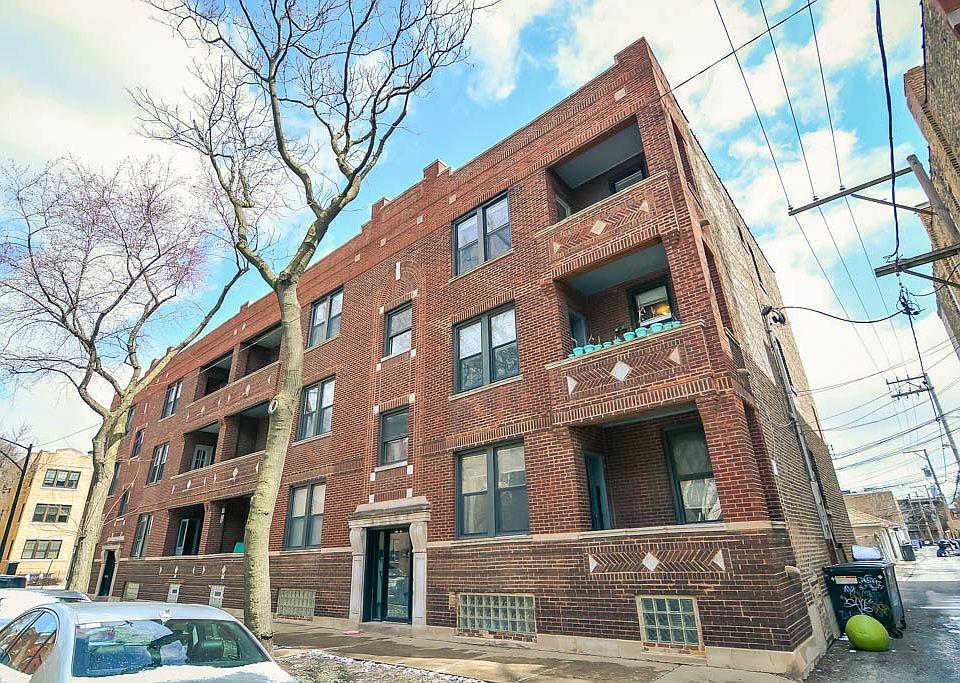 1st image of 949 N Hoyne Ave #1