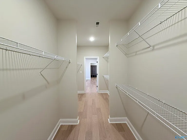 26430 Birkshire Ln — Photo 24