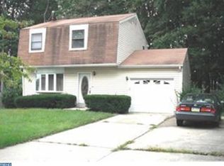 121 Fantasia Dr, Newark, DE