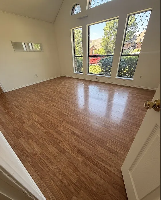 3 bed, 1675 sqft, $2,095 — Photo 1