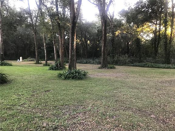 2nd image of 1751 Cherry Ln #11