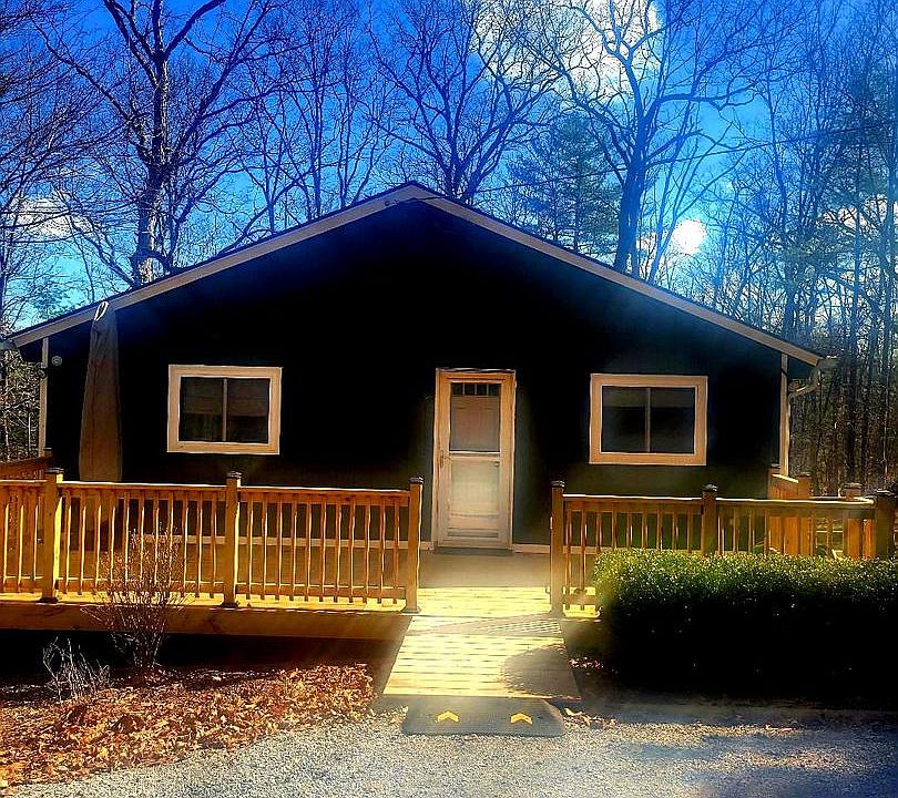 1st image of 151 Bent Oak Rd