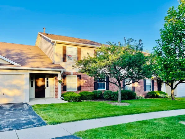 1179 N Village Dr Unit 3, Round Lake Beach, IL 60073