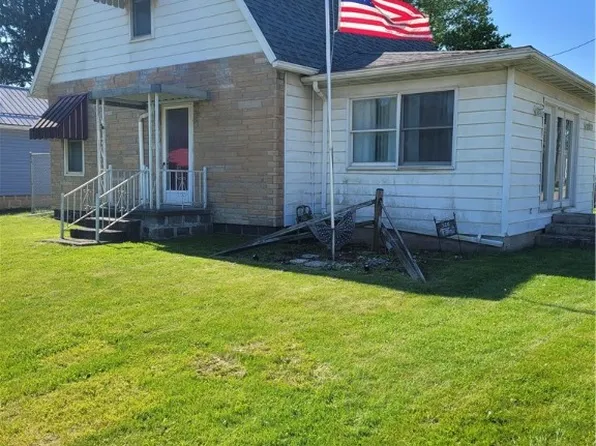 320 E Mercer St, Harrisville, PA 16038