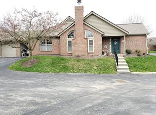 909 Village Brook Way, Columbus, OH 43235
