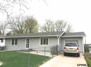 5018 N 59th St, Omaha, NE 68104