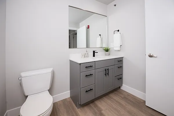 707 S 1st St #3 — Photo 10