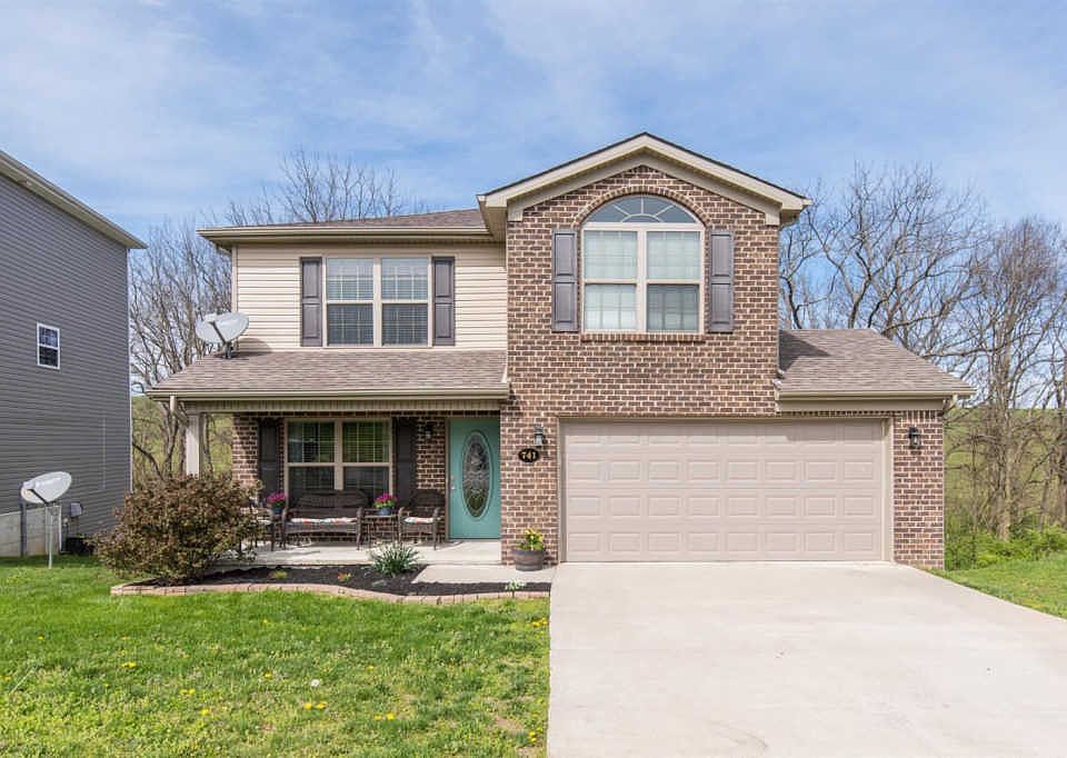 1st image of 741 Amanda Ct