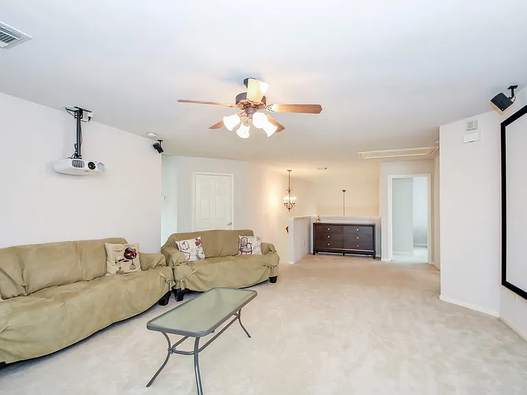 1815 Granite Field Ln — Photo 21