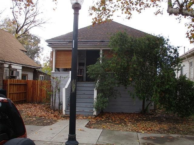 1st image of 3544 1st Ave