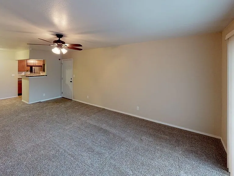 Metroplex Apartments — Photo 55