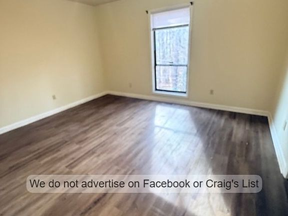 4th image of 1416-1422 Tangora Ln