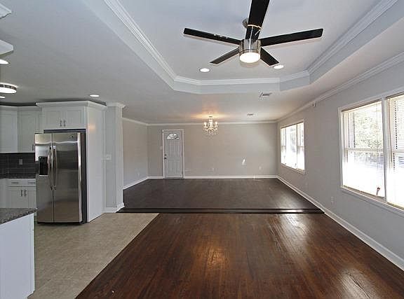 Living /Dining Overview