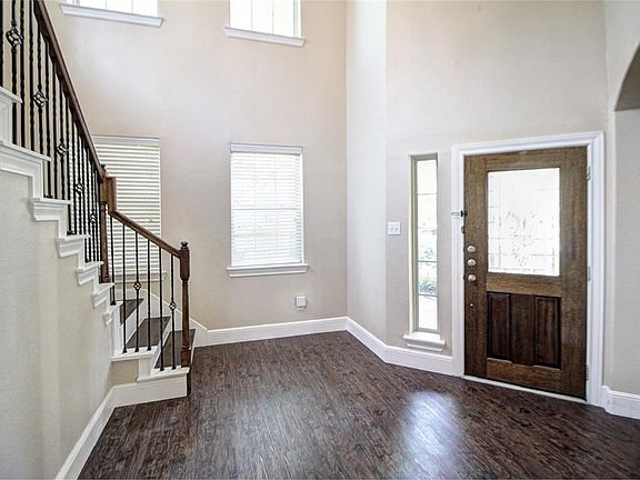 3rd image of 43 Panterra Way