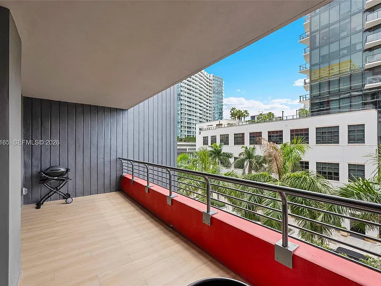 90 NE 32nd 406 Miami #406 — Photo 13