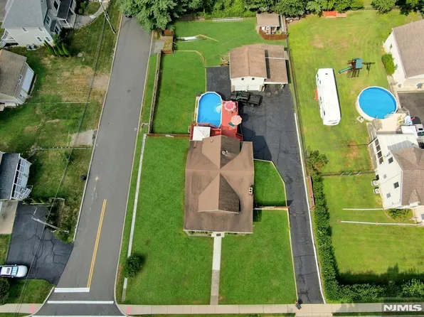 324 Franklin Tpke, Mahwah, NJ 07430