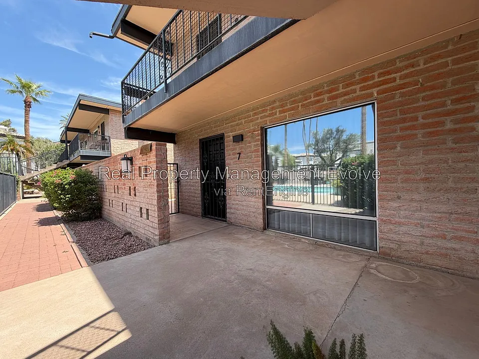 7401 E Northland Dr #7