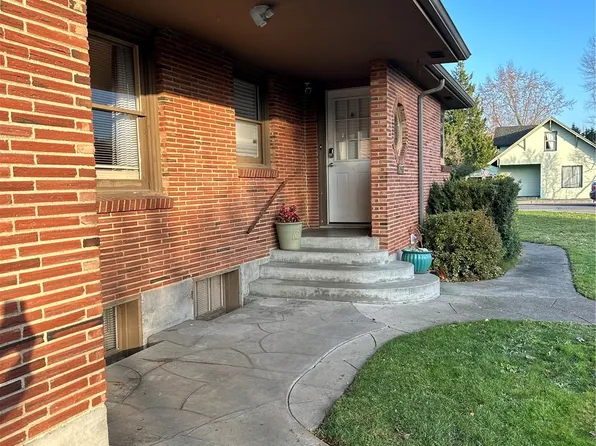 2418 Circle Drive E, Fife, WA 98424