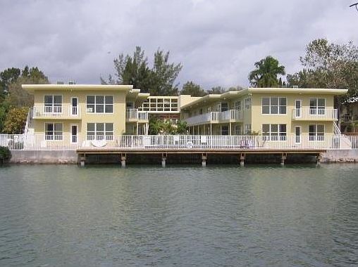 1st image of 350 S Shore Dr APT 9