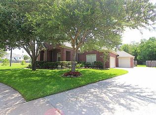 3201 Cedar Ridge Ct, Friendswood, TX 77546