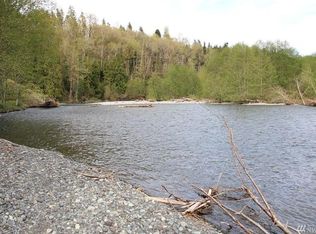 141 Morgan Ln, Brinnon, WA 98320