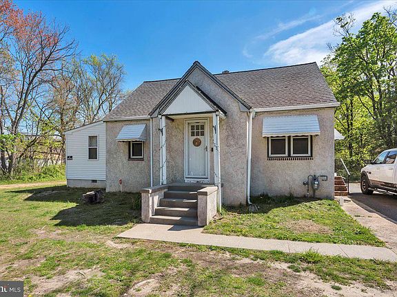 3rd image of 182 Delsea Dr S