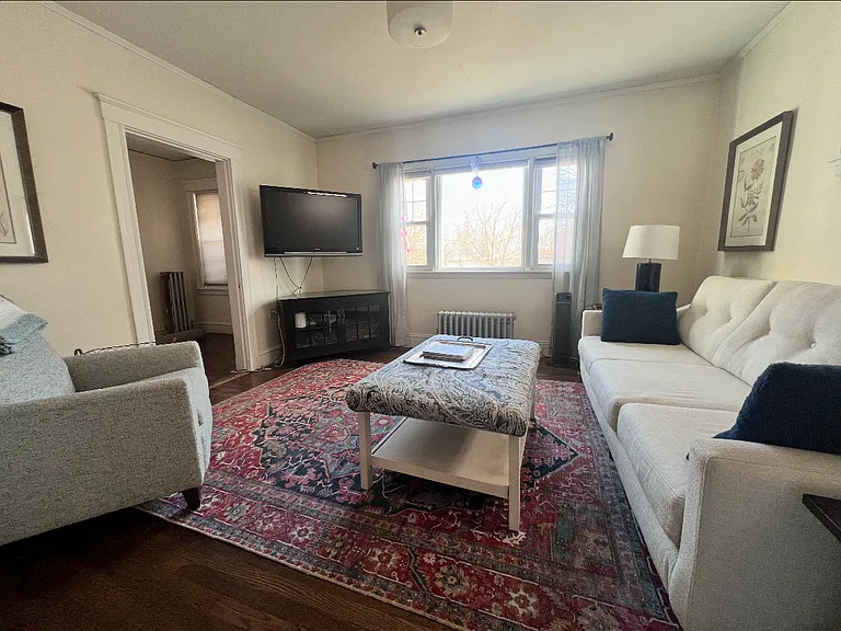 945 Adams St — Photo 17