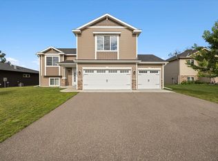 303 29th Ave SE, Saint Cloud, MN 56304