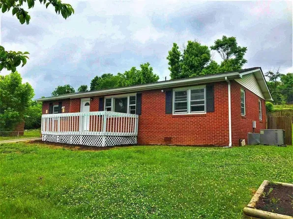 310 College Park Rd, La Follette, TN 37766