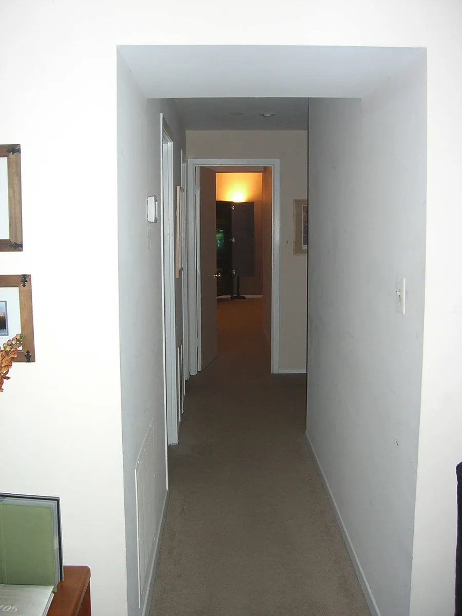 Building Photo - 5811 Edson Ln #102