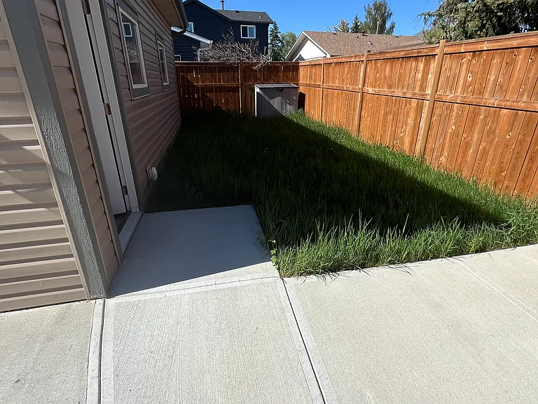 44 Deer Lane Close SE — Photo 15