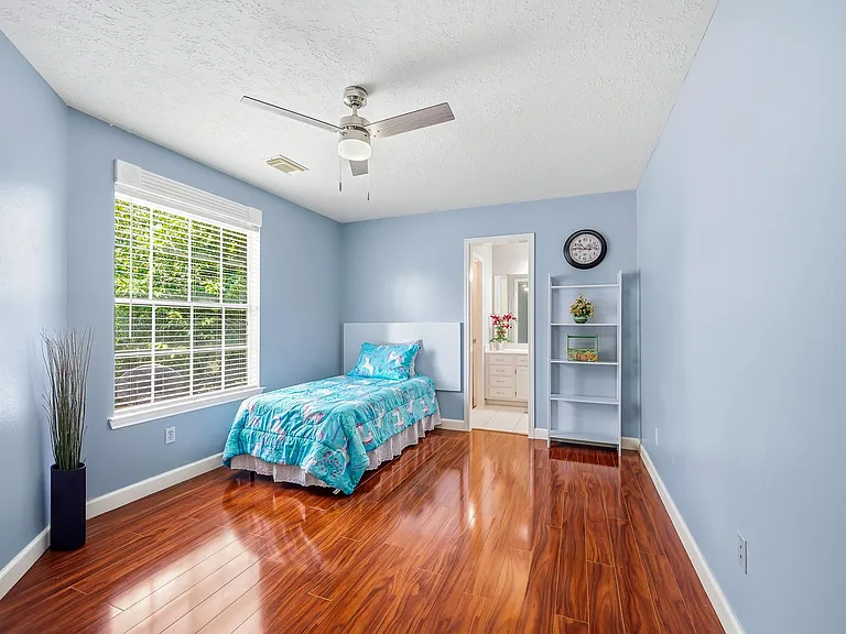 531 W North Hill Dr — Photo 35