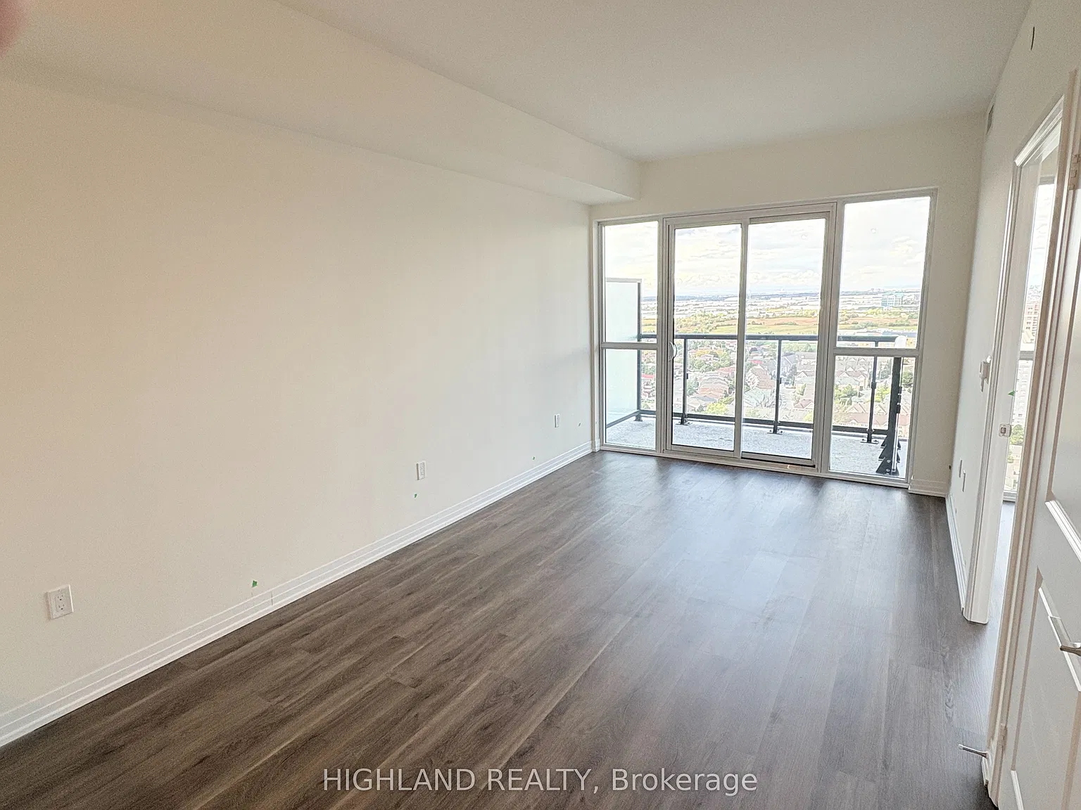 1 bed, $2,200 — Photo 4