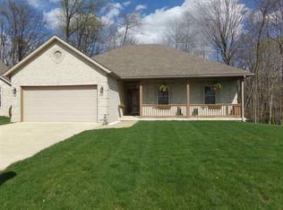 1786 Hunters Cove Cir, Kokomo, IN 46902