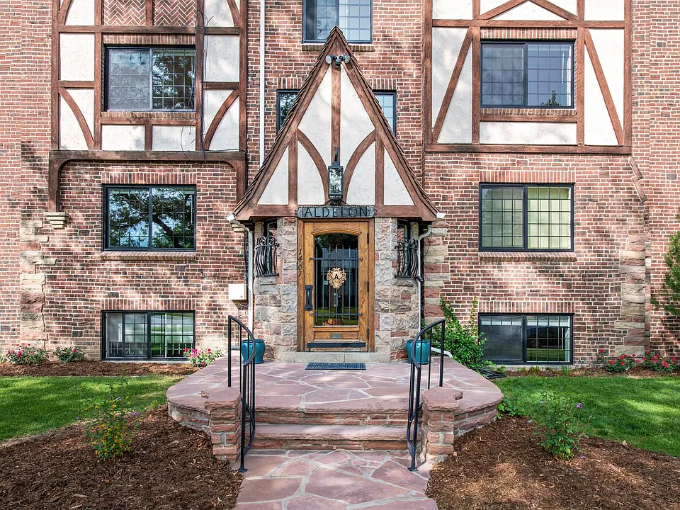 1401 Fairfax St #2