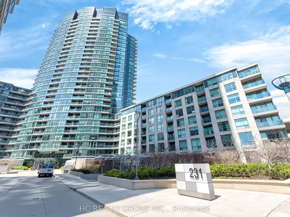231 Fort York Blvd #121, Toronto, ON M5V 1B2