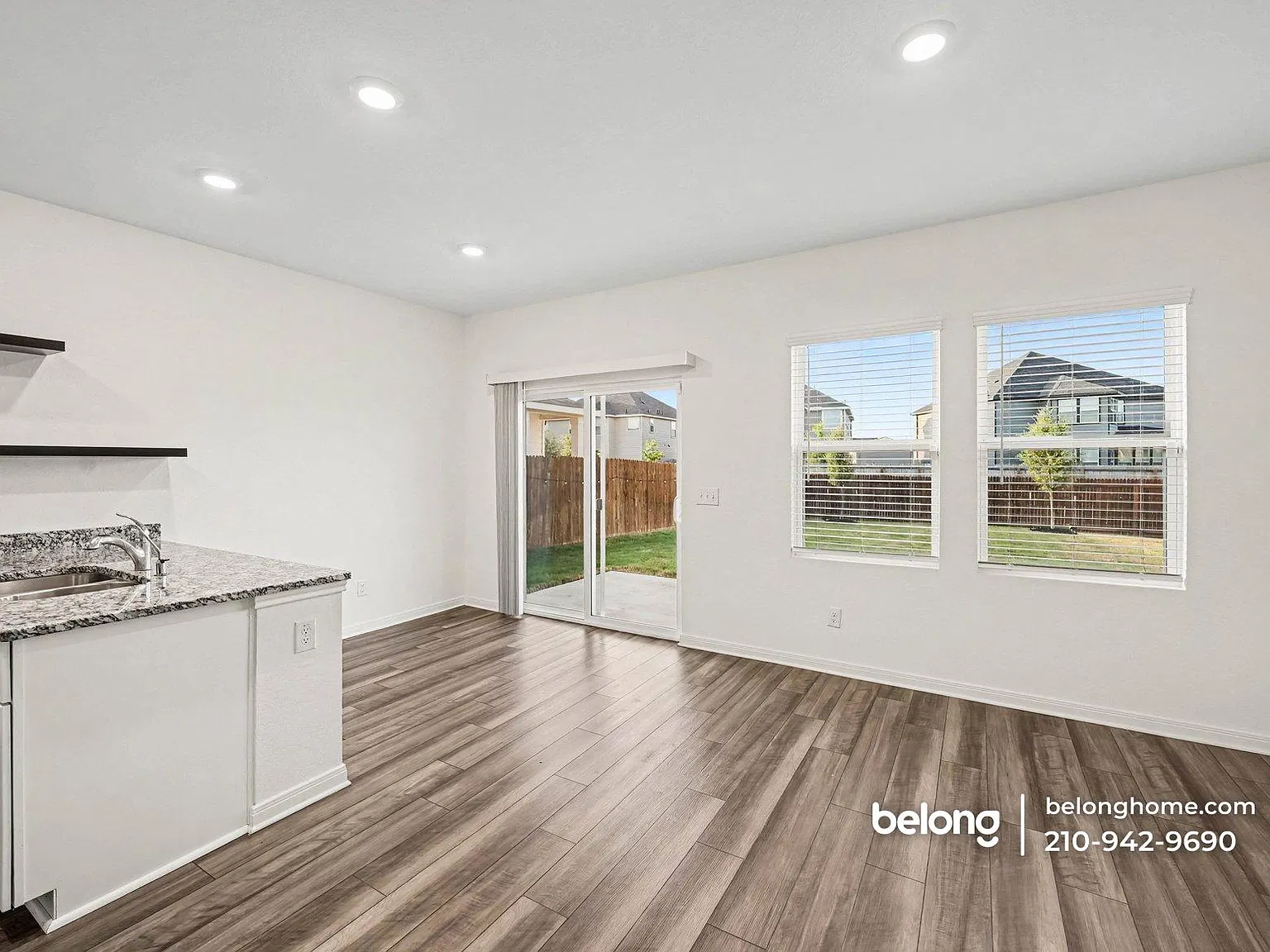 3 bed, 2.5 bath, 1172 sqft, $1,595 — Photo 3