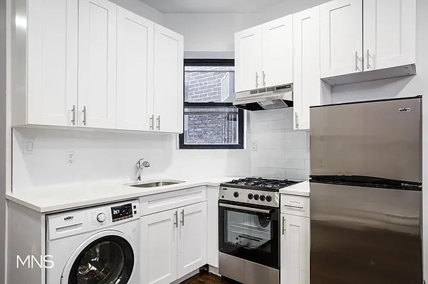 Rented by MNS Marketing | media 22